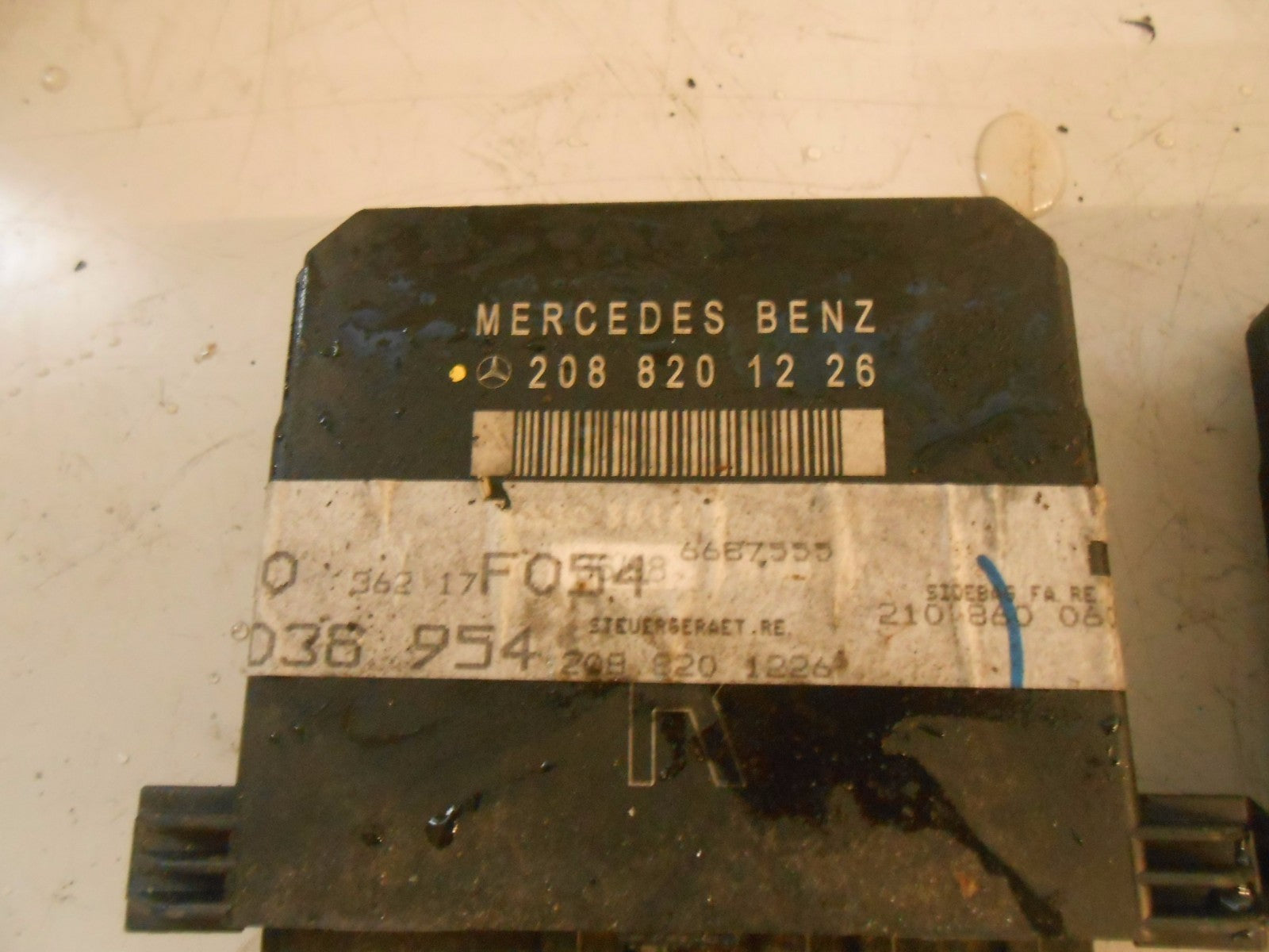 MERCEDES E CLASS W210 2000 OSF & NSF DRIVER & PASSENGER FRONT DOOR MODULES PAIR