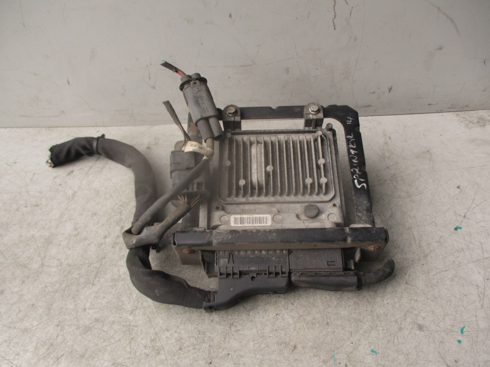 2014 MERCEDES SPRINTER W906 2.1 DIESEL ENGINE CONTROL UNIT A6519000601