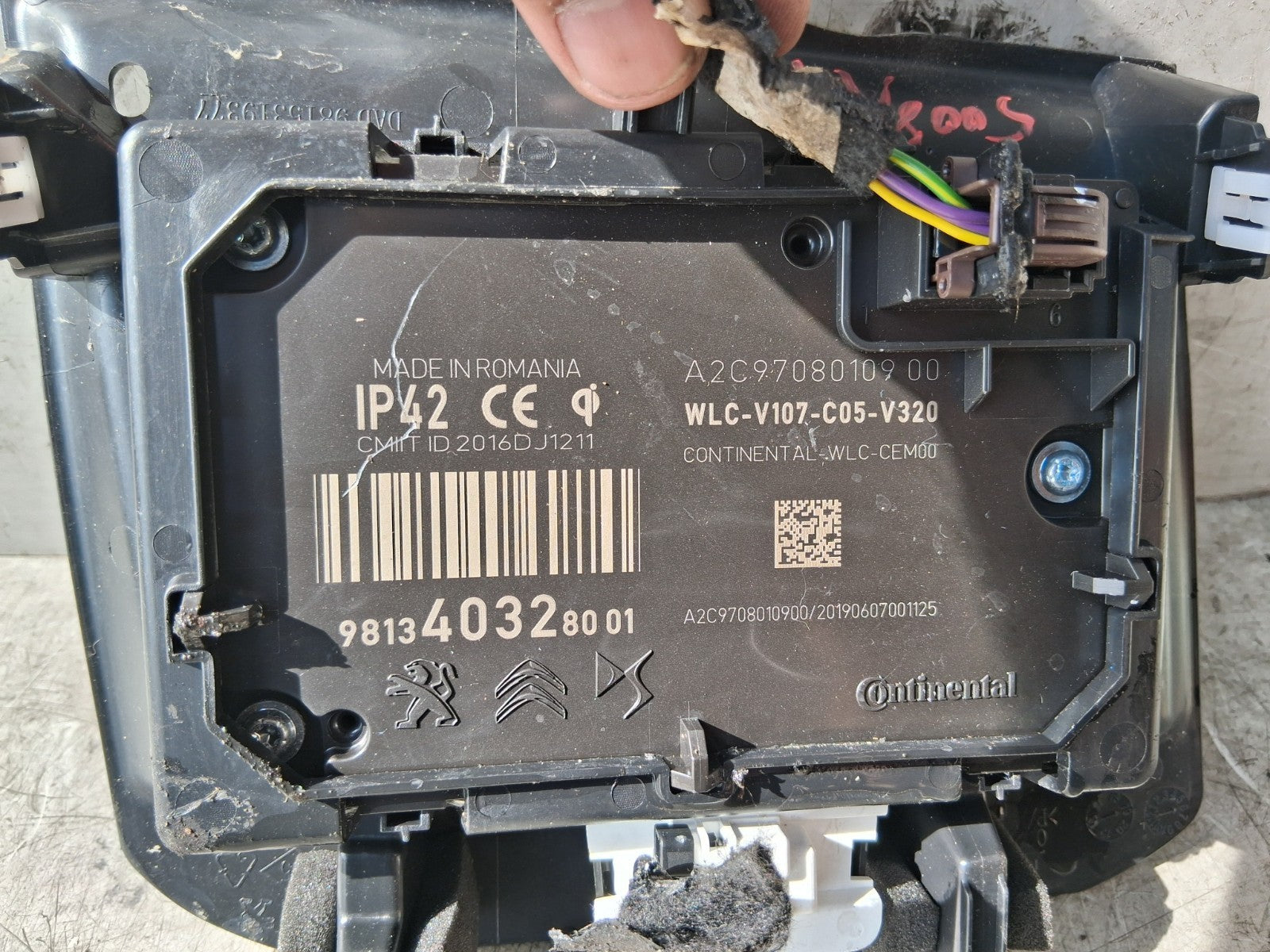 2019 PEUGEOT 5008 MK2 WIRELESS PHONE CHARGE PAD MODULE 981340328001