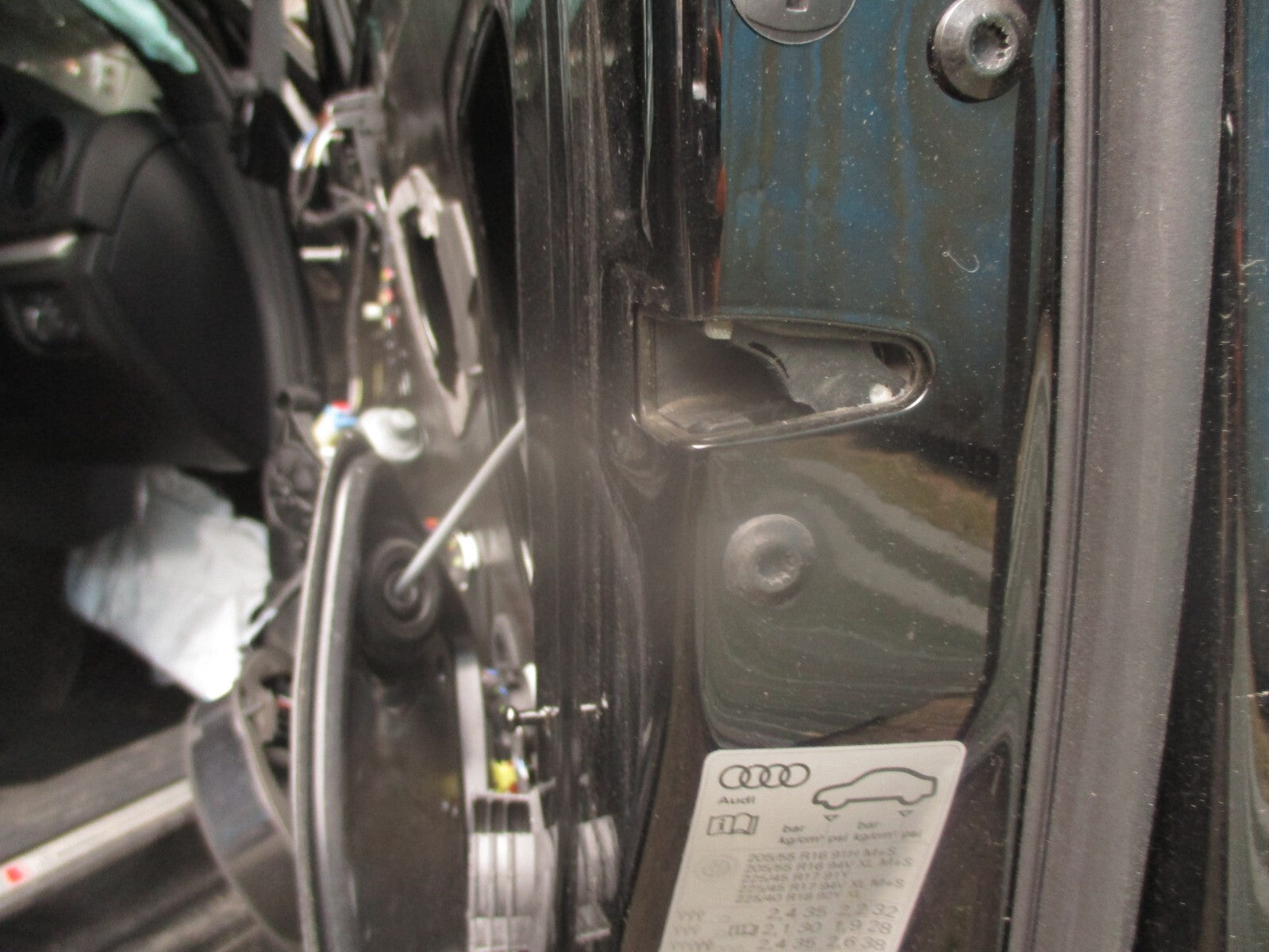2019 AUDI A3 8V S LINE HATCH OSF DRIVER SIDE FRONT RIGHT DOOR LOCK MECHANISM
