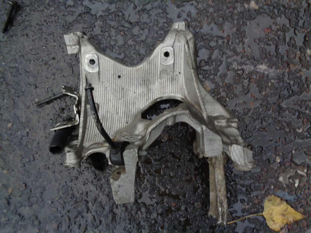 AUDI A5 8W6 2017 2.0 TDI DRIVER SIDE ENGINE SUSPENSION MOUNT 8W0399296E