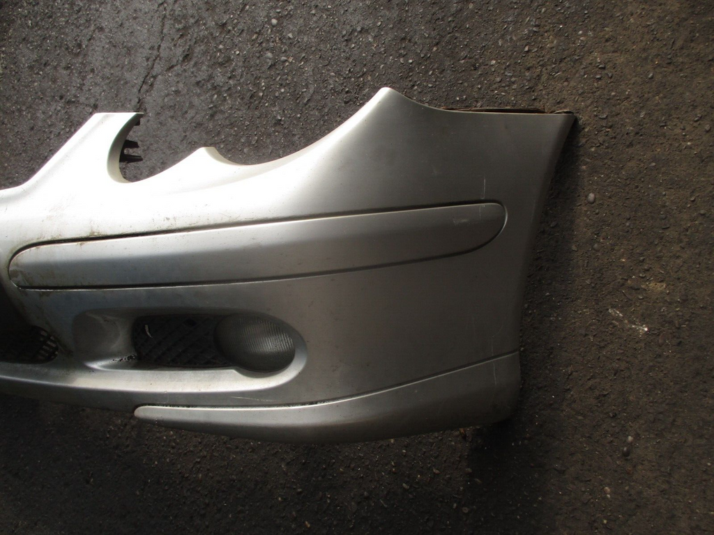 2002 MERCEDES C CLASS COUPE CL203 FRONT BUMPER WITH GRILLES SILVER