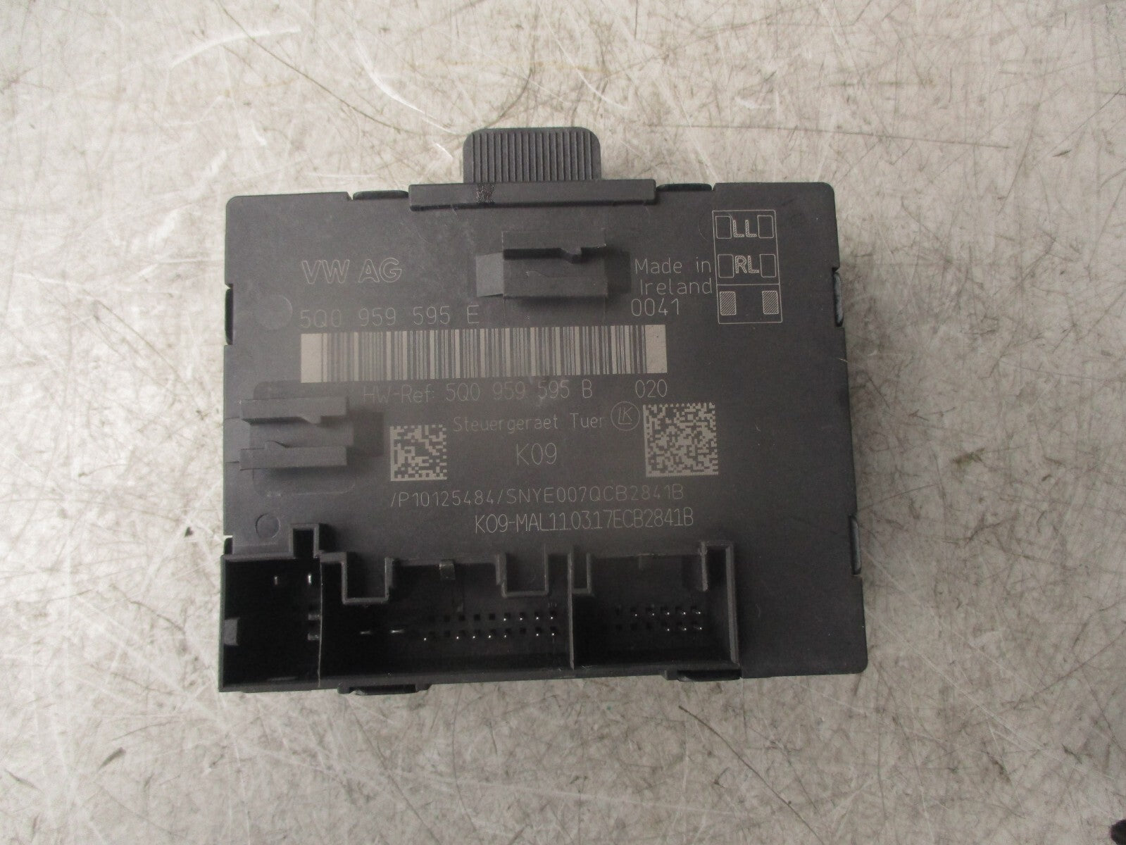 2017 VOLKSWAGEN PASSAT B8 NSR PASSENGER SIDE REAR DOOR CONTROL MODULE 5Q0959595E