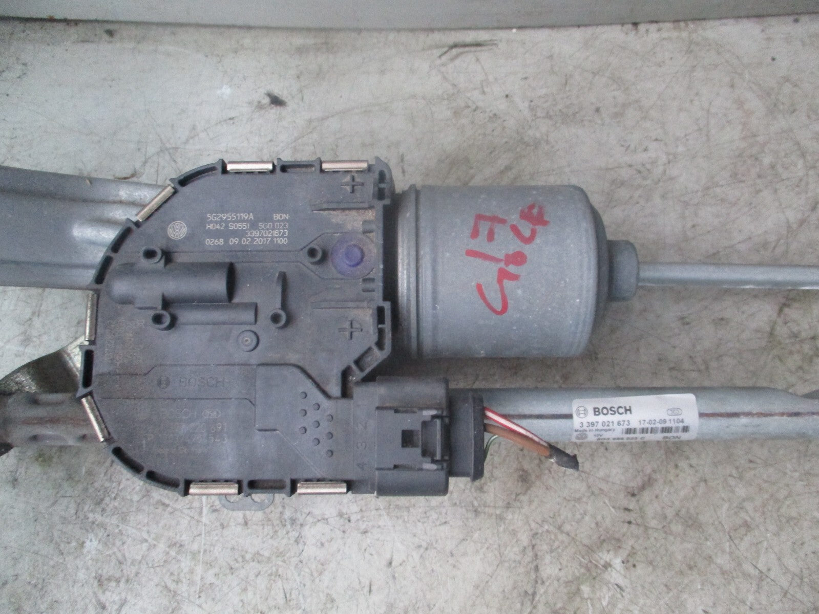 2017 VW VOLKSWAGEN GOLF MK7 FRONT WINDSCREEN WIPER MOTOR LINAKGES 5G2955023C