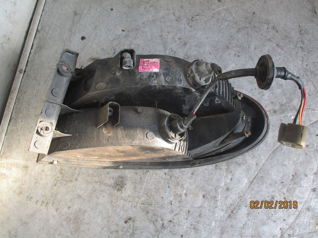 DAEWOO LANOS 2000 NSR PASSENGER SIDE REAR LIGHT TAIL LIGHT