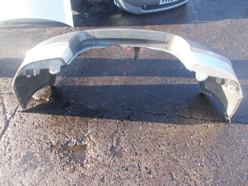2002-2005 RENAULT MEGANE MK2 CC COMPLETE REAR BUMPER SILVER