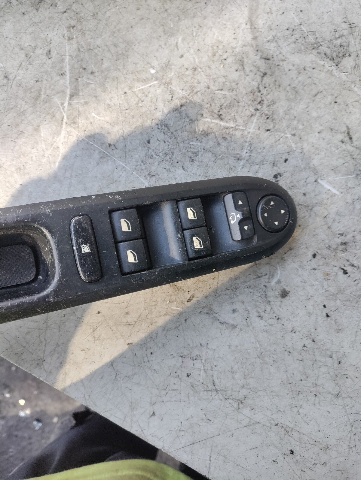 2007 PEUGEOT 407 OSF DRIVER SIDE FRONT WINDOW CONTROL SWITCH