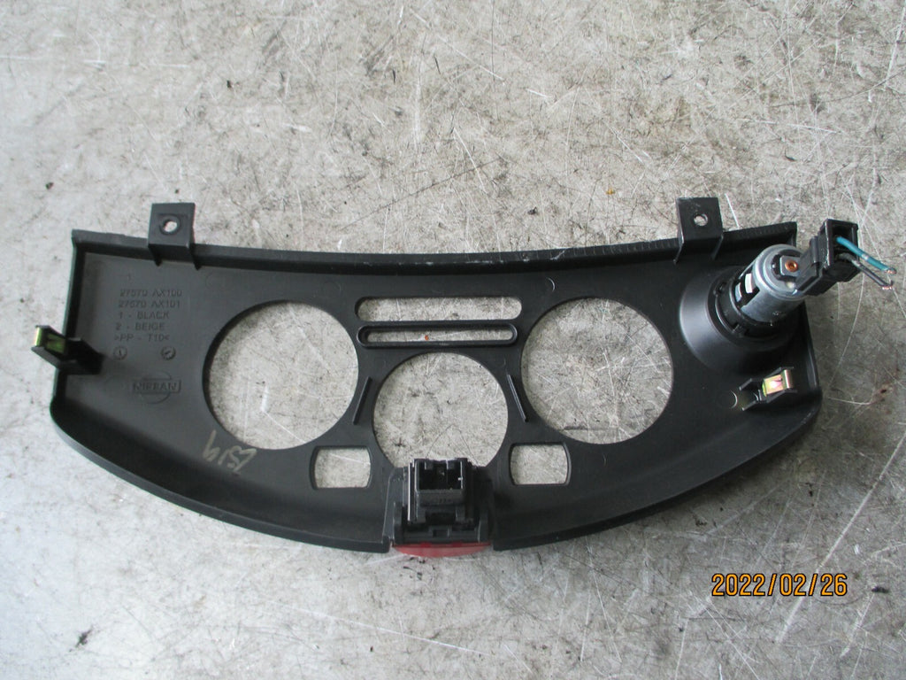 NISSAN MICRA 2006 MK3 HEATER CONTROL AND HAZARD SWITCH SURROUND TRIM 27570AX100
