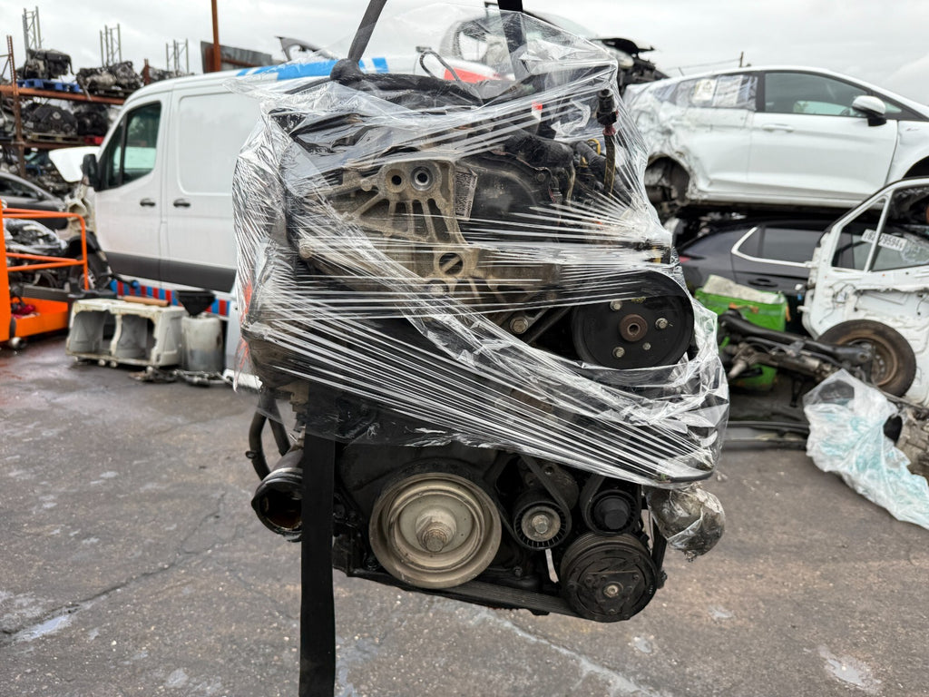 2014 RENAULT TRAFIC 2.0 DIESEL ENGINE COMPLETE M9R 692 SPARES SEE VIDEO