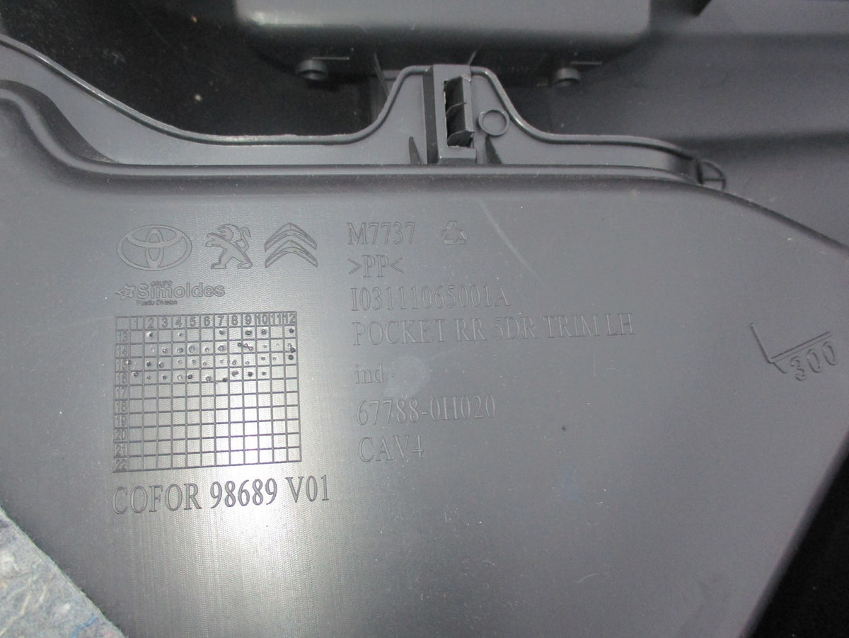 TOYOTA AYGO AB40 MK2 5 DOOR NSR PASSENGER SIDE REAR DOOR CARD 676400H020