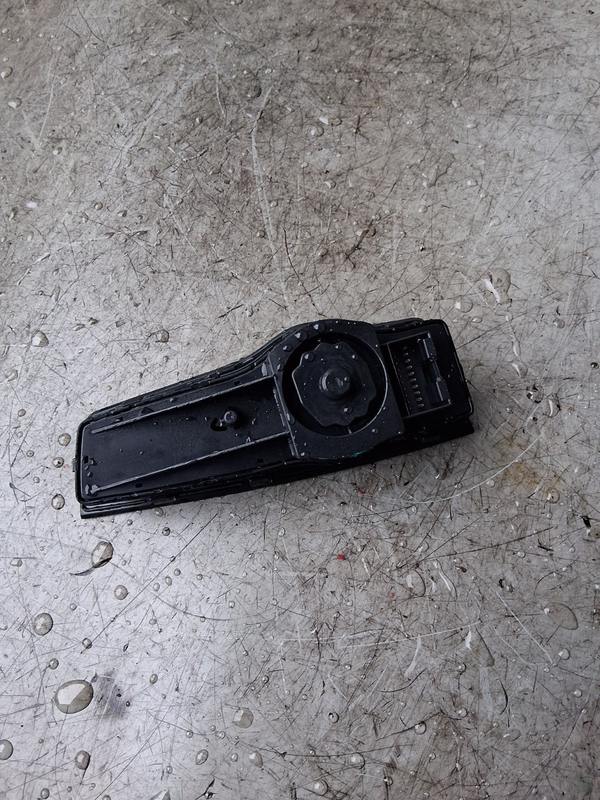 2013 HYUNDAI I40 HEADLIGHT CONTROL SWITCH 93300-3Z970
