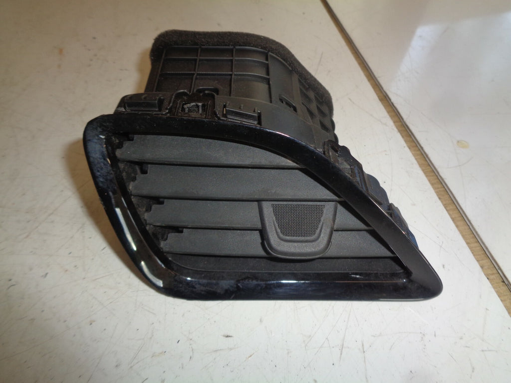 VAUXHALL VIVA 2016 NSF PASSENGER SIDE FRONT AIR VENT BLACK 95250706