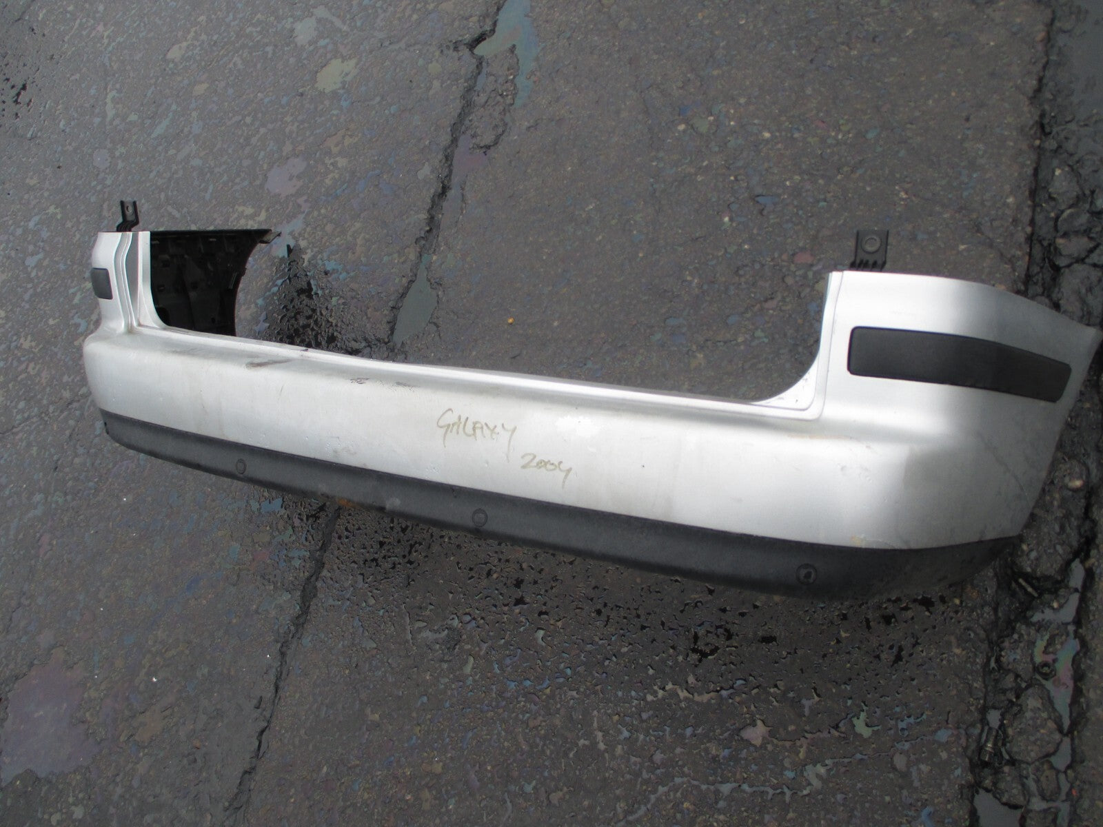FORD GALAXY MK2 2004 REAR COMPLETE BUMPER GREY