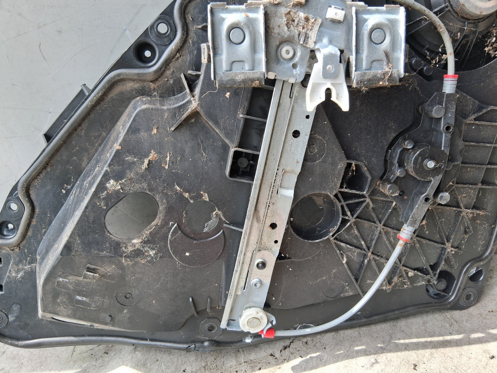 FORD FIESTA MK7 NSR PASSENGER SIDE REAR LEFT DOOR WINDOW REGULATOR
