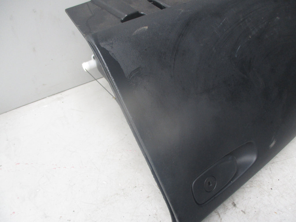 VOLVO V40 2013 MK2 GLOVE BOX 31393634