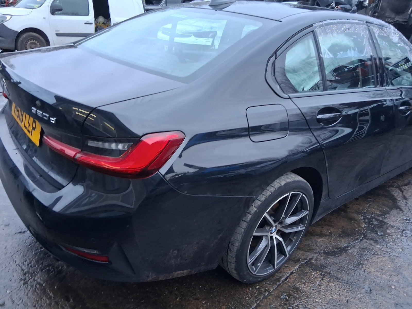 2019 BMW 3 SERIES SALOON G20 OSR DRIVER SIDE REAR QUARTER PANEL BLACK MET 475