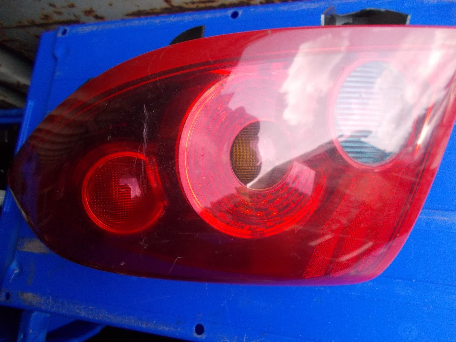 2001 HYUNDAI COUPE OSR DRIVERS SIDE REAR TAIL LIGHT