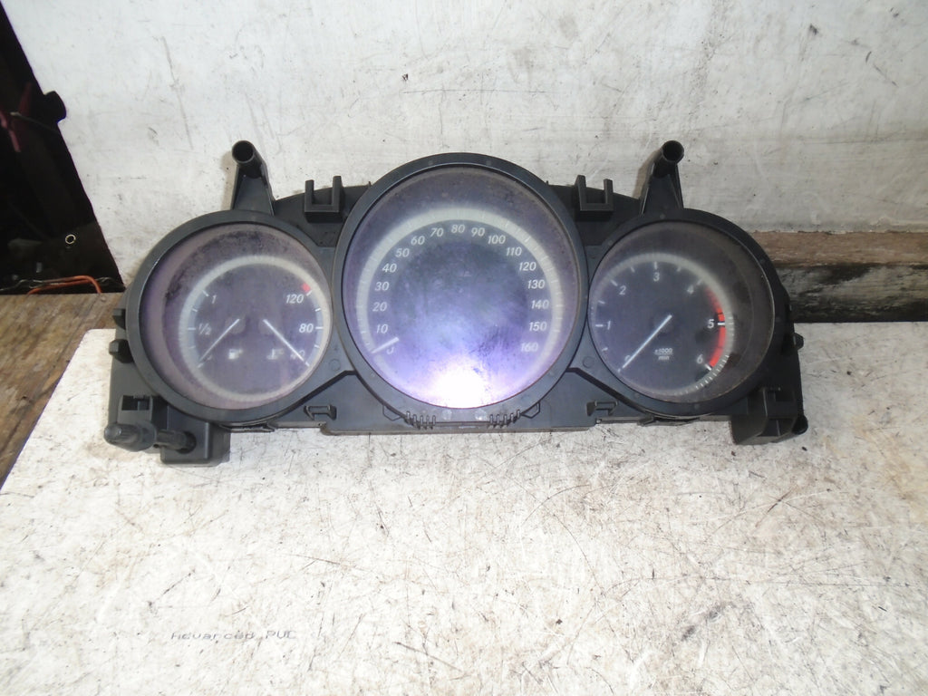 MERCEDES BENZ C CLASS W204 2.1 DIESEL SPEEDOMETER INSTRUMENT CLUSTER A2049004809