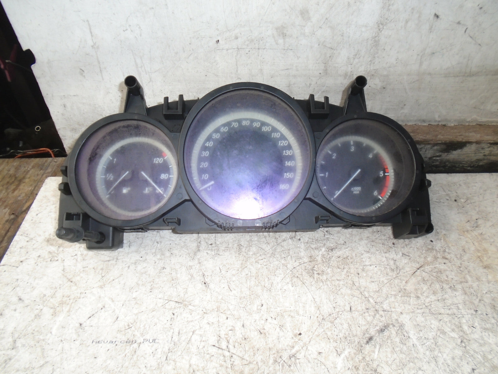 MERCEDES BENZ C CLASS W204 2.1 DIESEL SPEEDOMETER INSTRUMENT CLUSTER A2049004809