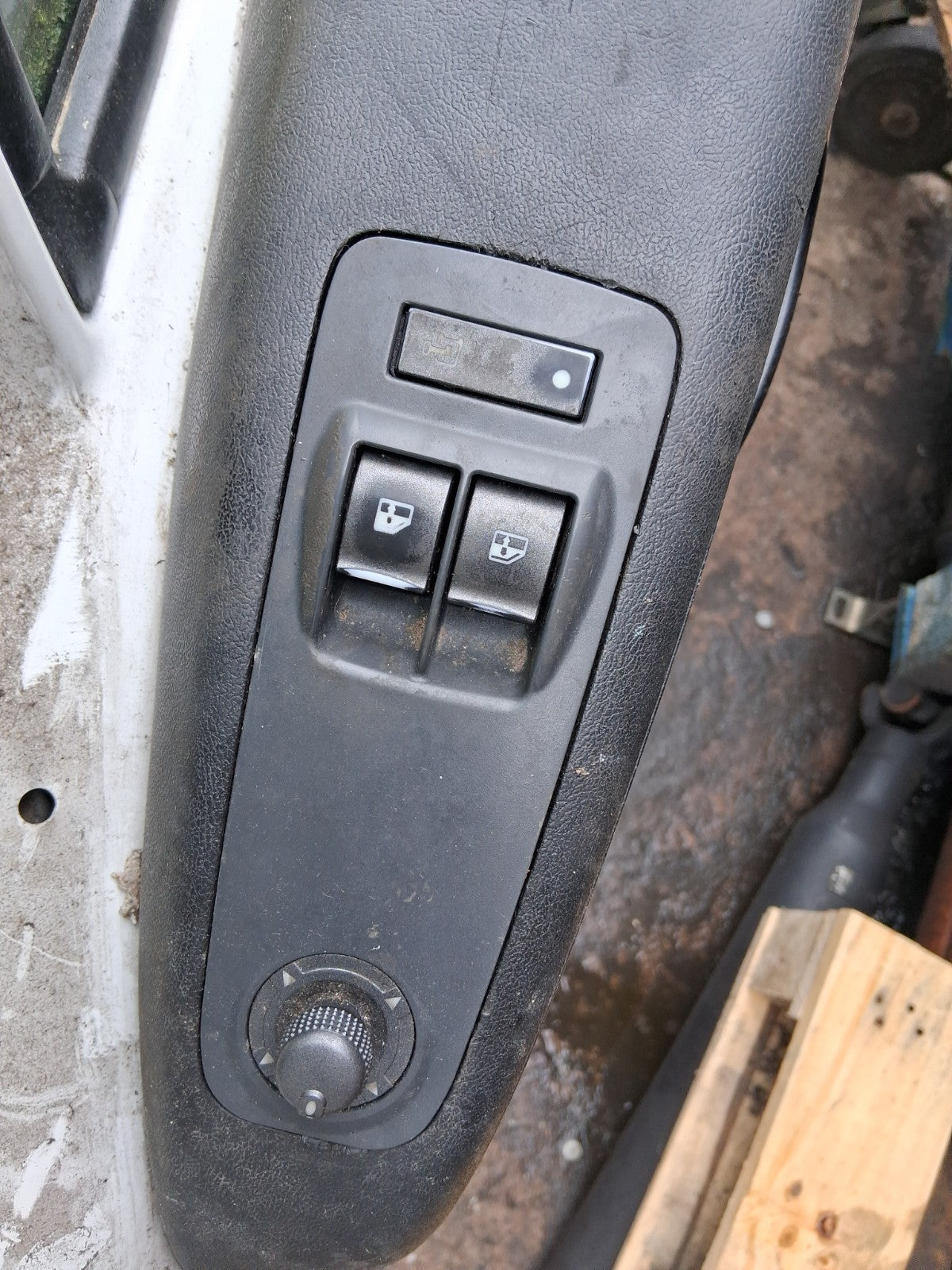 2016 PEUGEOT BOXER MK3 OSF DRIVER SIDE FRONT RIGHT COMPLETE DOOR WHITE