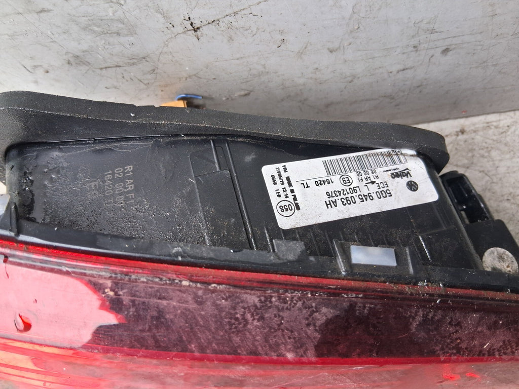 2013 VOLKSWAGEN GOLF MK7 NSR PASSENGER SIDE REAR LEFT INNER TAIL LIGHT 5G0945093