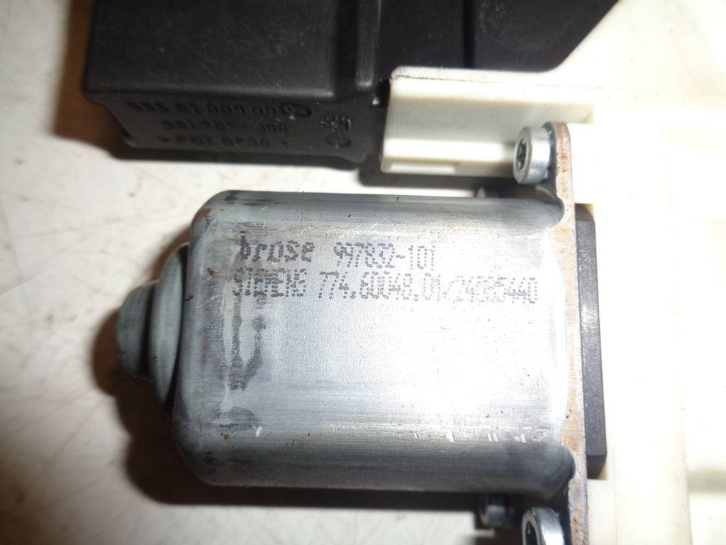 PEUGEOT 307 2005 NSF PASSENGER SIDE FRONT ELECTRIC WINDOW MOTOR 9649911580