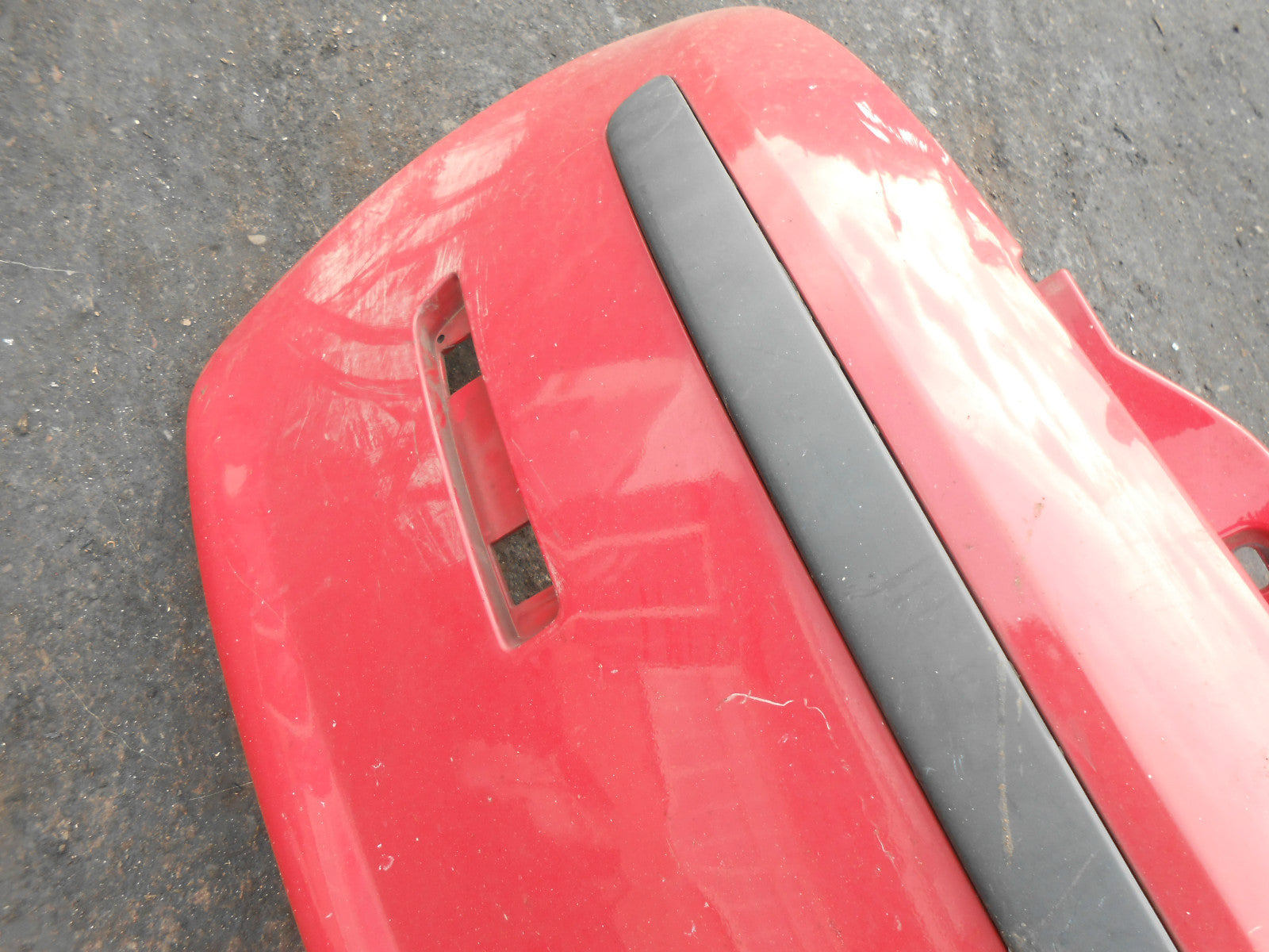 FIAT PUNTO MK2 2004 FACELIFT REAR BACK PLASTIC BUMPER RED