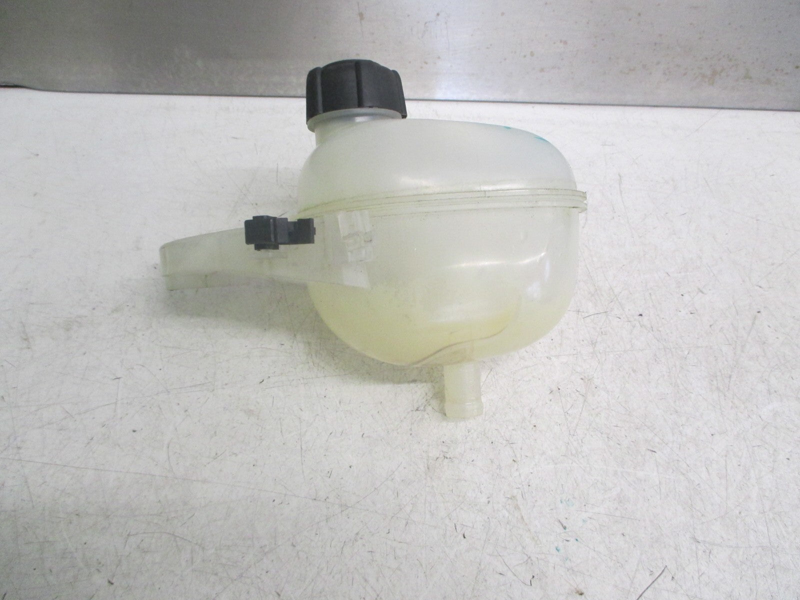 RENAULT TWINGO 2017  COOLANT EXPANSION BOTTLE RESERVOIR