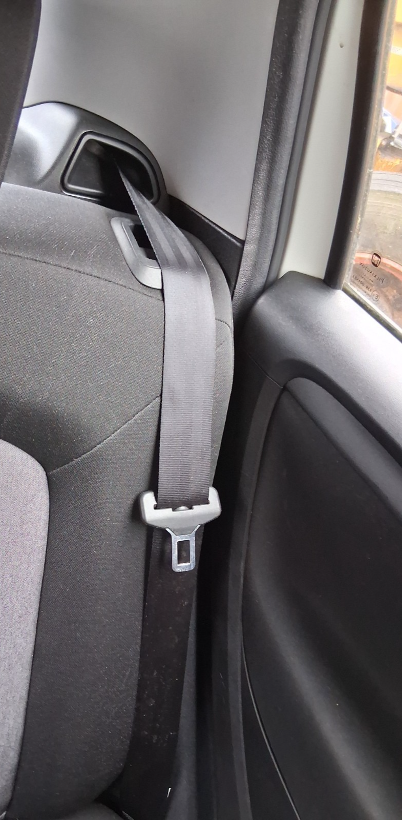 2014 FIAT PUNTO 5 DOOR MK3 NSR PASSENGER SIDE REAR LEFT SEAT BELT
