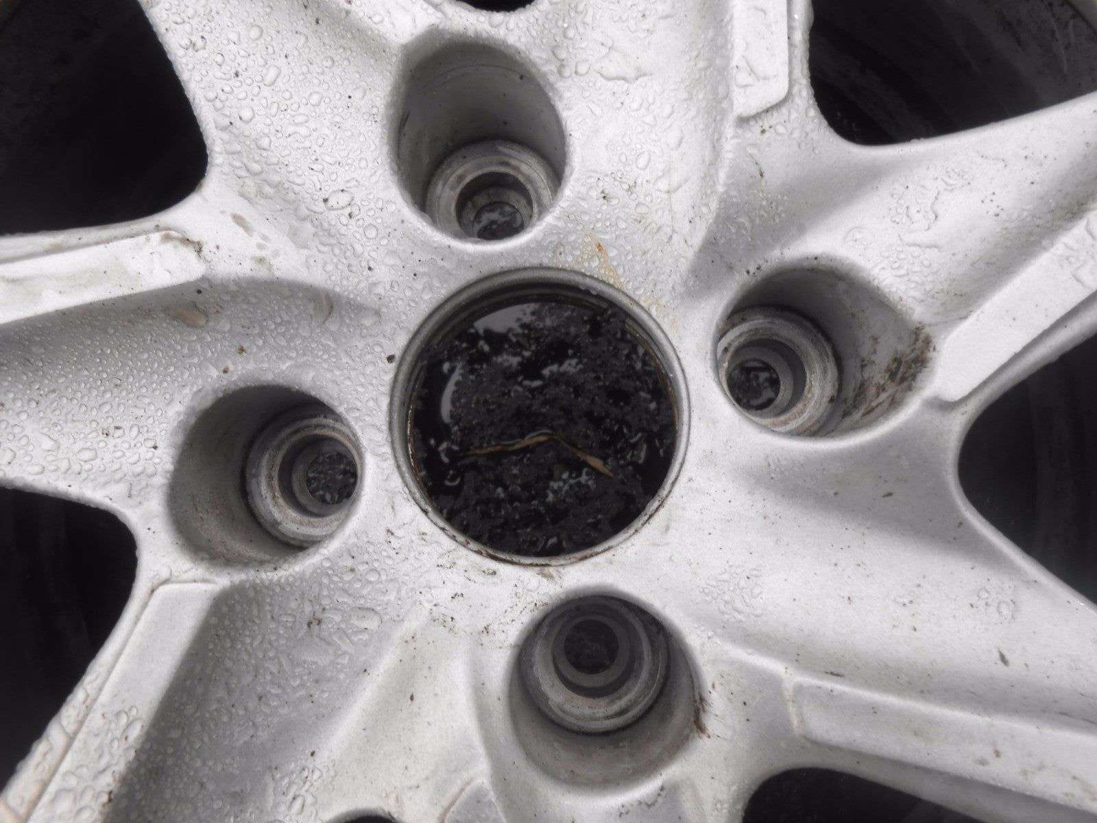 PEUGEOT 208 MK1 2016 X1 ALUMINIUM ALLOY WHEEL & TYRE MICHELIN 185/65 R15 REF001