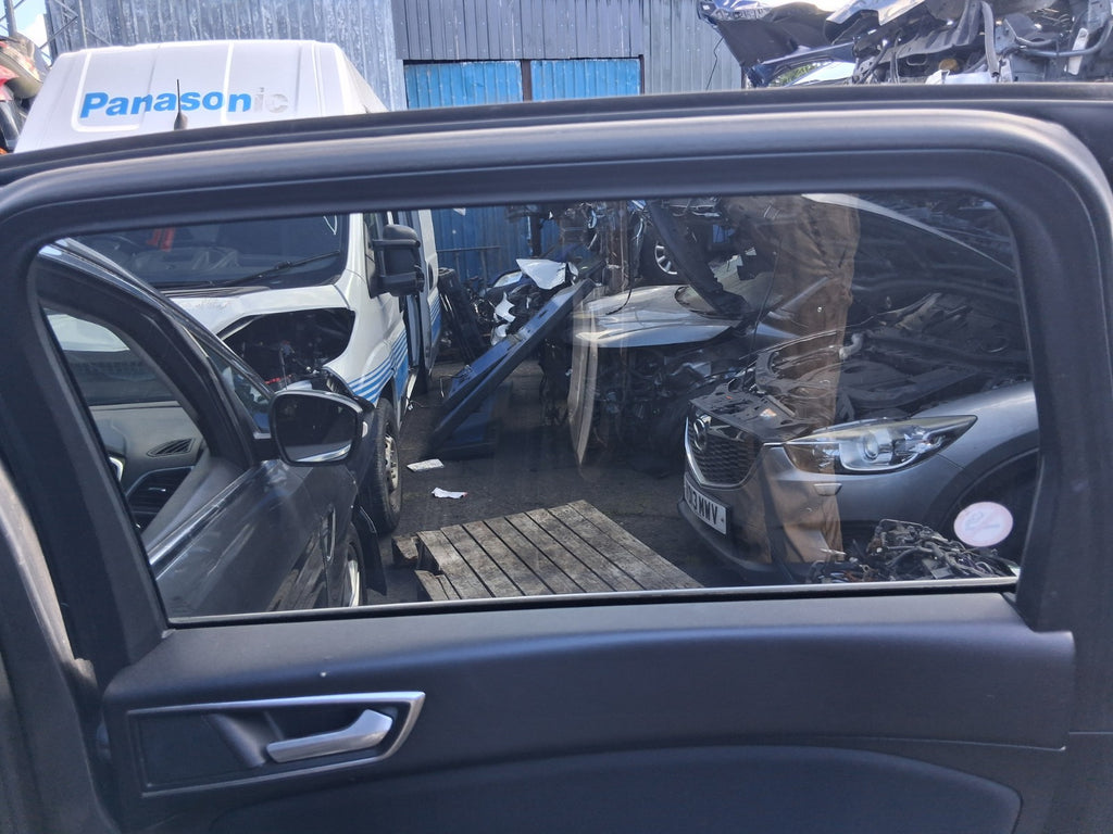 2017 FORD S MAX MK2 OSR DRIVER SIDE REAR RIGHT WINDOW GLASS