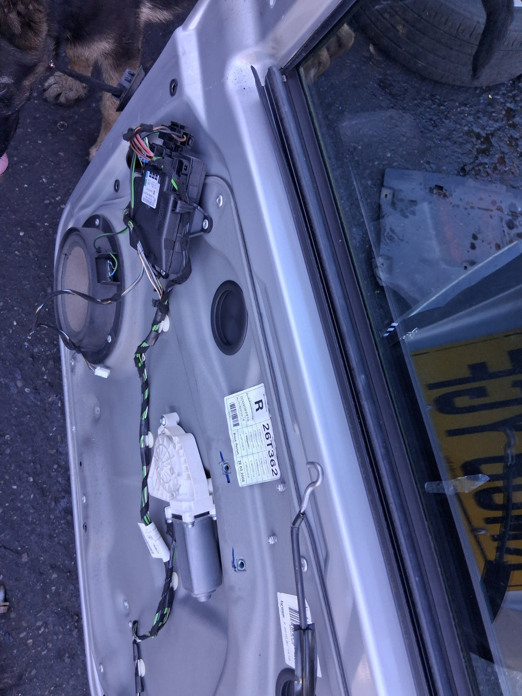 2008 MERCEDES B CLASS W245 OSF DRIVER SIDE FRONT RIGHT BARE DOOR SILVER