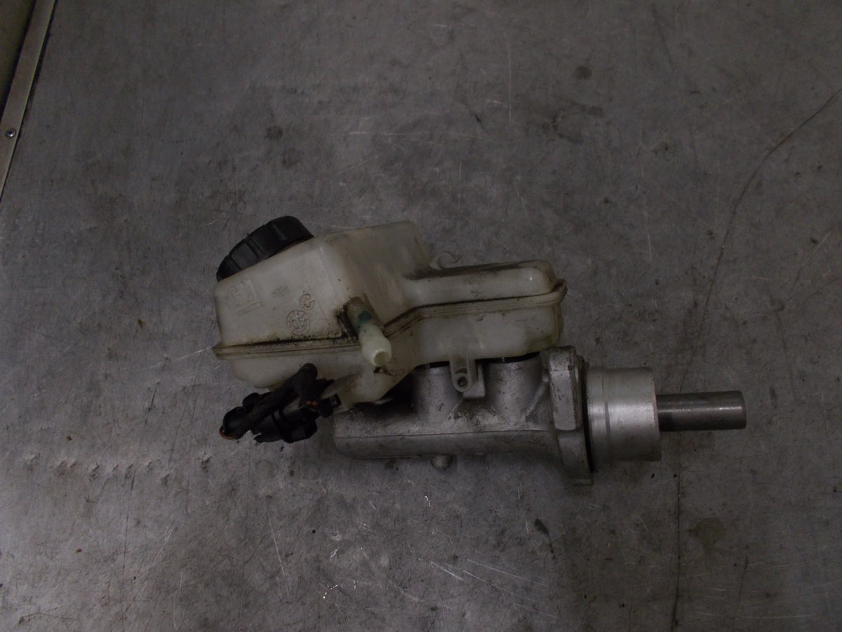 VAUXHALL ASTRA H 2006 BRAKE SERVO MASTER CYLINDER 32067277