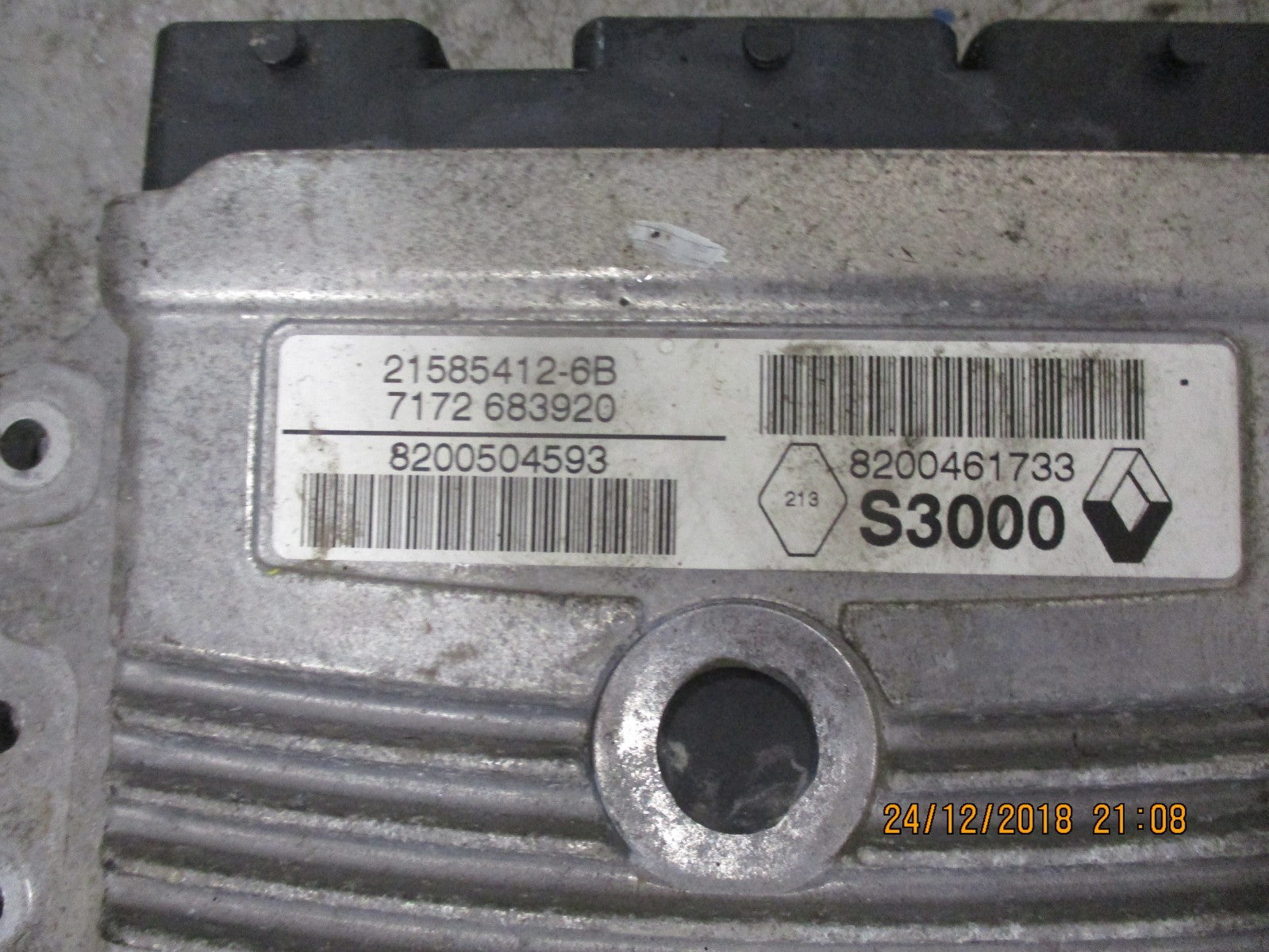 RENAULT CLIO MK3 1.4 ENGINE CONTROL UNIT ECU 8200504593