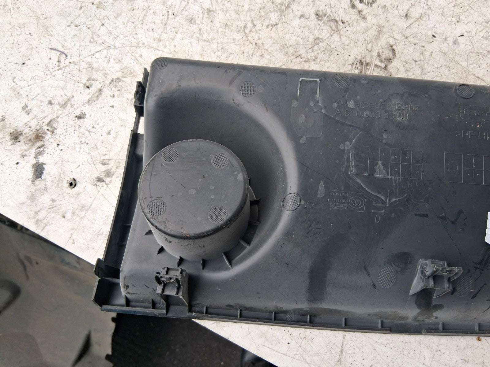 2021 MERCEDES SPRINTER W907 NSF PASSENGER SIDE DASH STORAGE TRIM A9106803300