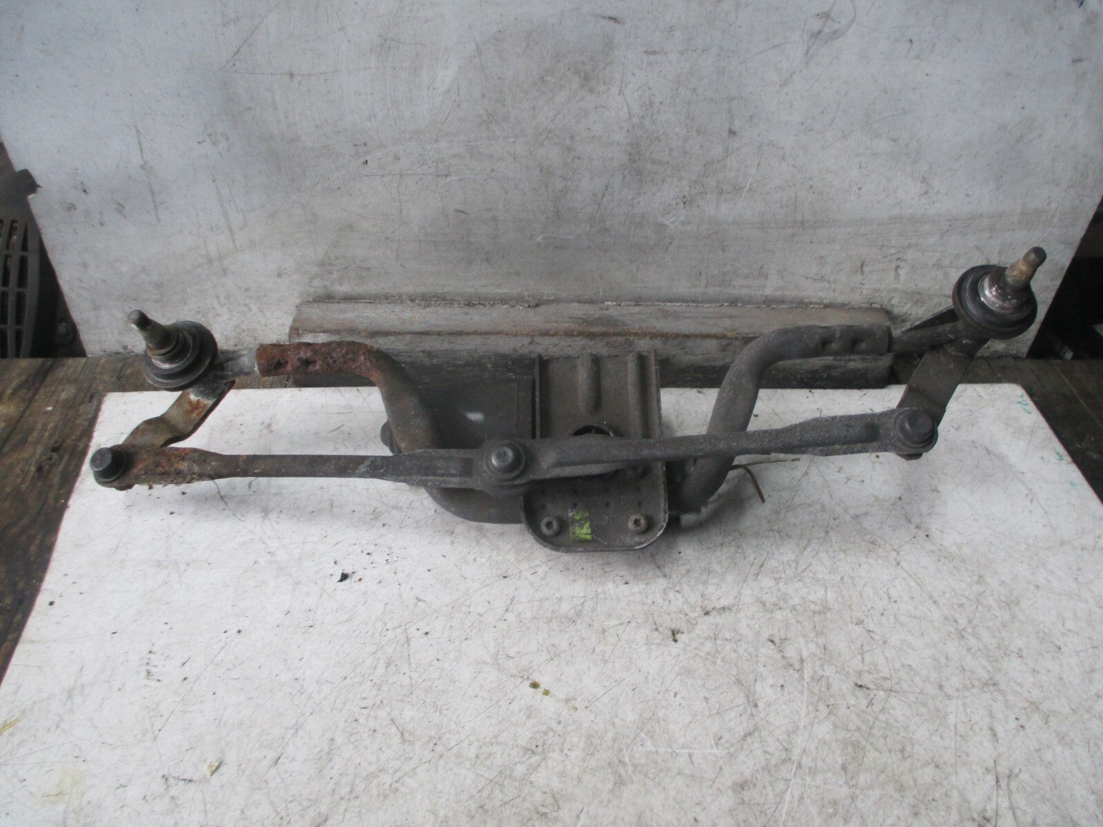 PEUGEOT EXPERT MK1 2008 FRONT WIPER MOTOR