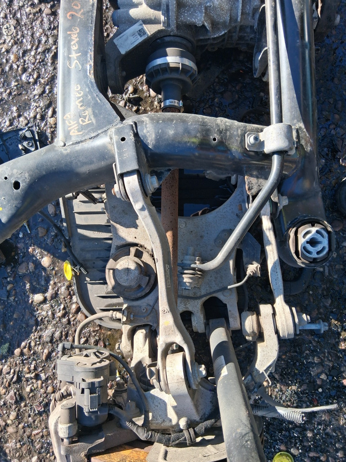 2022 ALFA ROMEO STELVIO 949 2.0 PETROL COMPLETE REAR AXLE DIFF HUB DISC TYPE