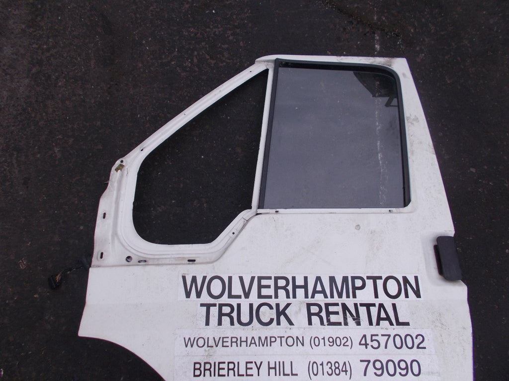FORD TRANSIT 2003 NSF PASSENGER SIDE FRONT DOOR WHITE