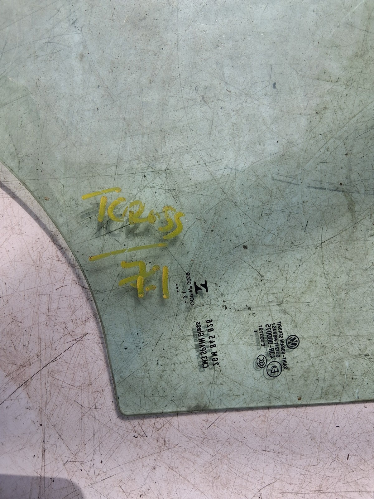 2021 VW VOLKSWAGEN T CROSS OSR DRIVER SIDE REAR RIGHT WINDOW GLASS 2GM845026