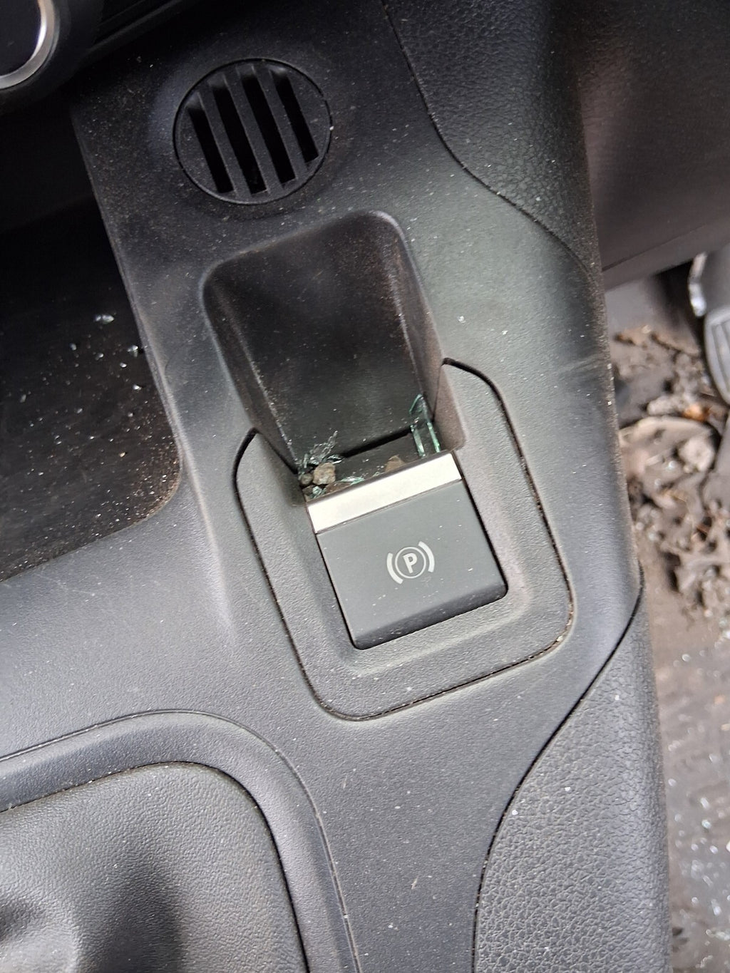2024 TOYOTA PROACE CITY 1.5 DIESEL ELECTRIC HAND BRAKE