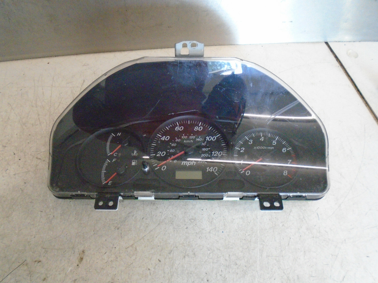 MAZDA PREMACY 2003 SPEEDOMETER INSTRUMENT CLUSTER