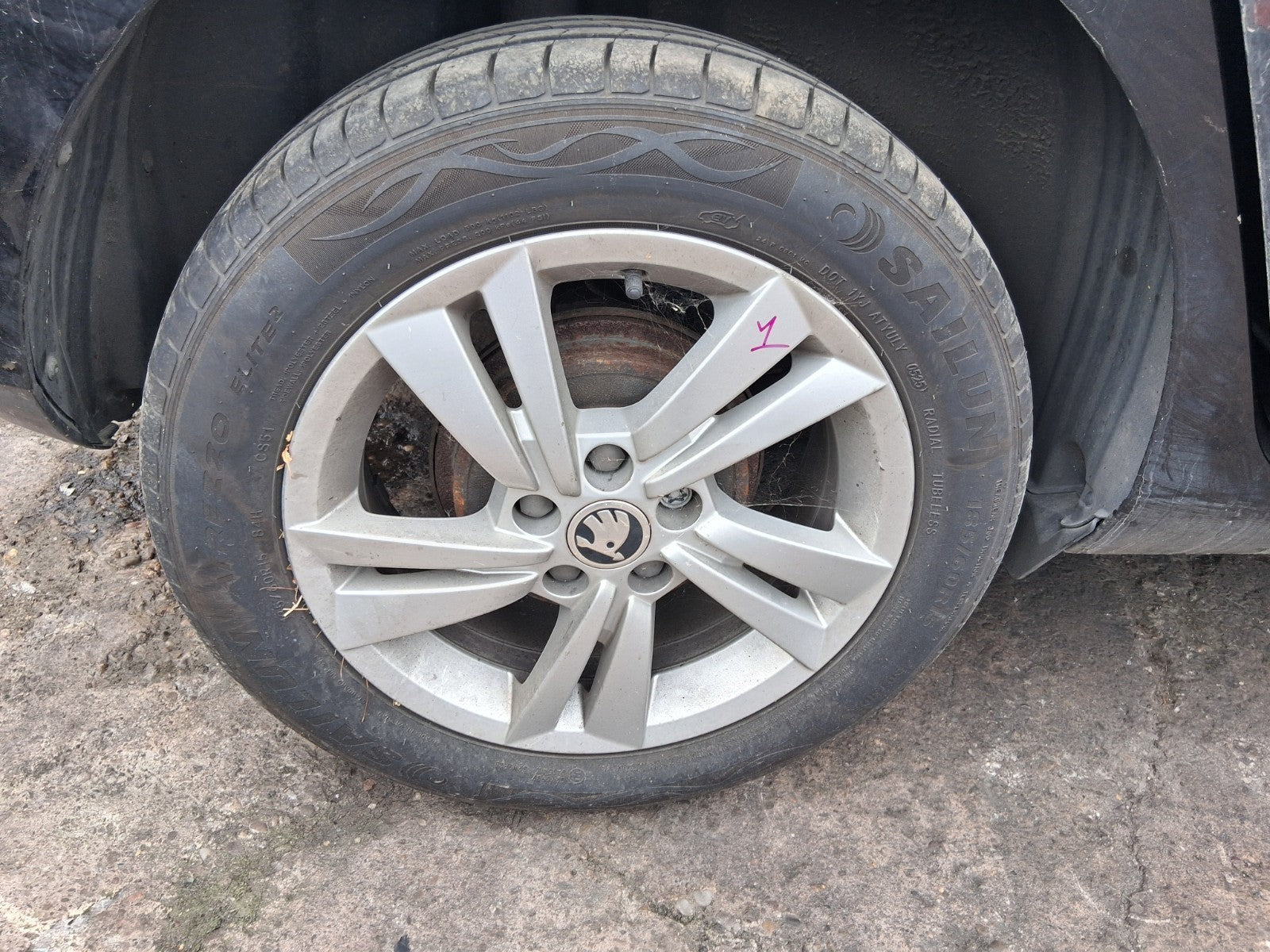 2020 SKODA FABIA MK3 NJ 15 INCH ALLOY WHEEL WITH TYRE 185/60R15