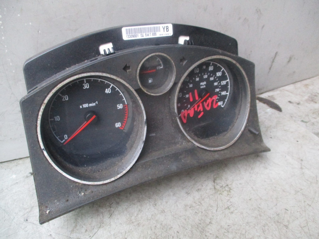 VAUXHALL ZAFIRA B 2010 1.7 DIESEL SPEEDOMETER INSTRUMENT CLUSTER 13309001