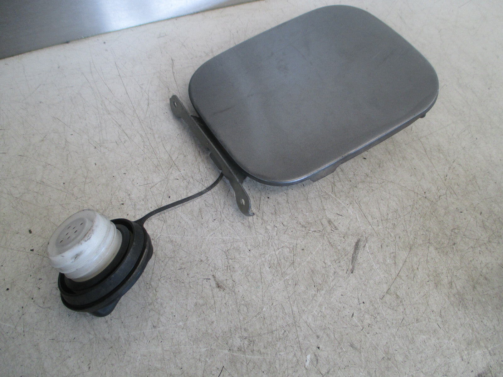 NISSAN QASHQAI J11 2017 MK2 1.5 DIESEL FUEL FILLER FLAP COVER