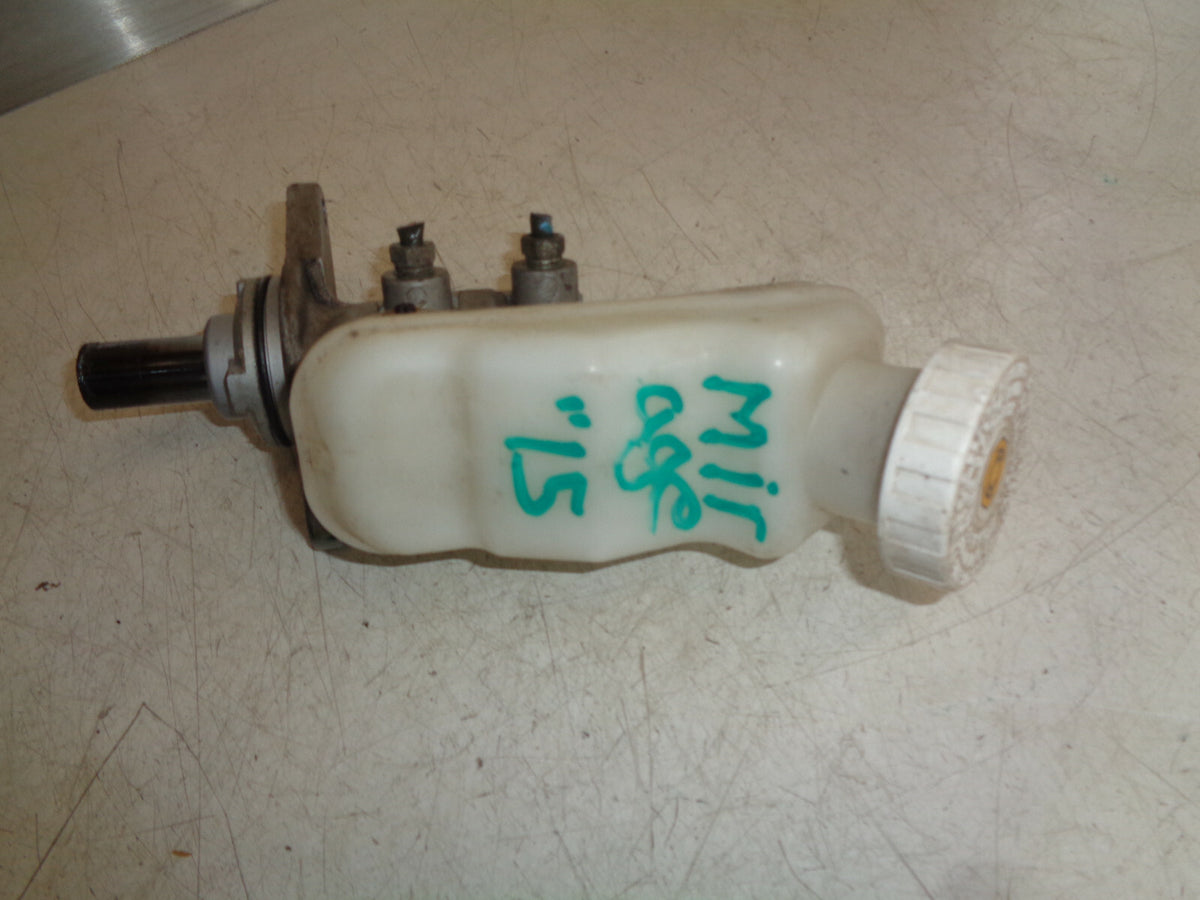 MITSUBISHI MIRAGE MK6 1.2 2015 DOT 4 BRAKE MASTER CYLINDER & RESERVOIR TANK