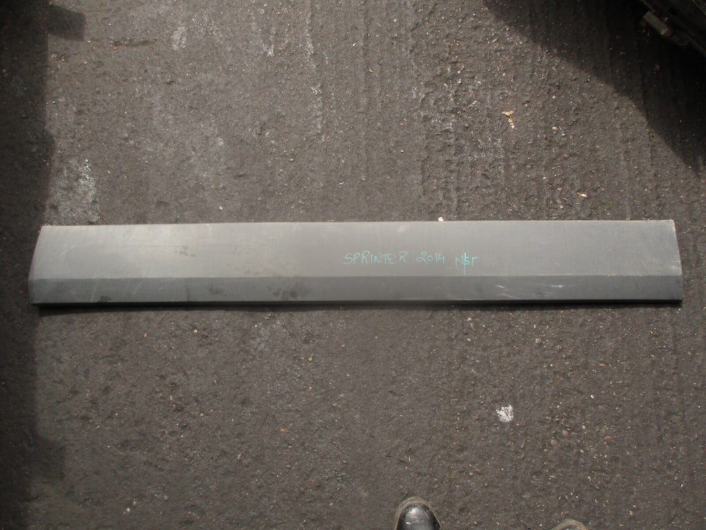 2014 MERCEDES SPRINTER W906 NS PASSENGER SIDE LEFT MOULDING TRIM A9066903400