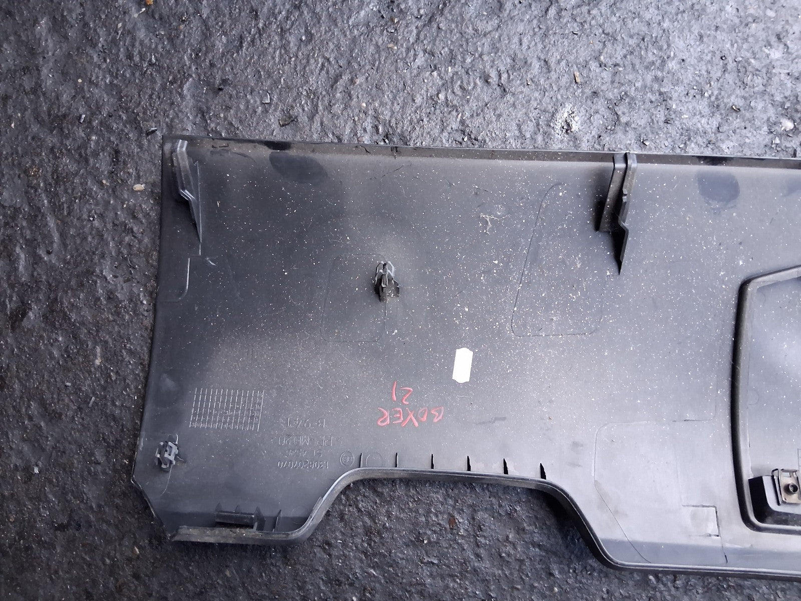 2021 PEUGEOT BOXER MK3 LOWER DASHBOARD LOWER TRIM COVER 1308204070