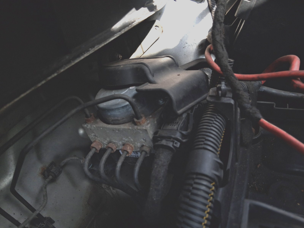 2009 VAUXHALL CORSA D ABS PUMP MODULE
