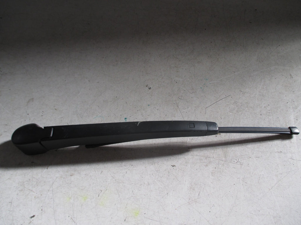 SEAT IBIZA MK4 2017 REAR WINDSCREEN WIPER ARM 2G0955707