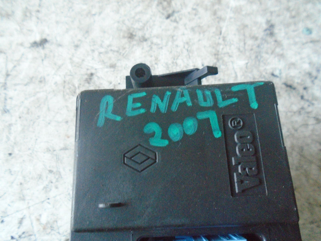RENAULT MEGANE 2007 MK2 HEATER AC CLIMATE CONTROL UNIT PANEL 8200413906